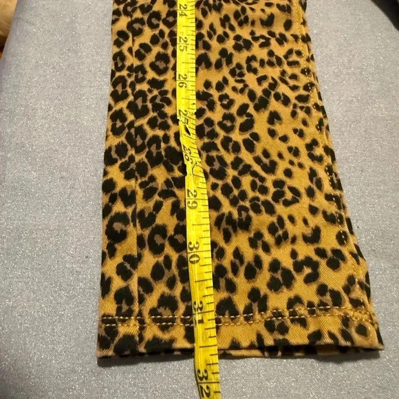 Leopard Print Skinny Pants - Picture 3 of 5